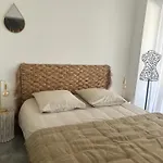 Cosy Avec Jacuzzi Lägenhet