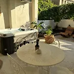 Lägenhet Cosy Avec Jacuzzi Quissac (Gard)