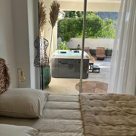 Apartment Cosy Avec Jacuzzi *
